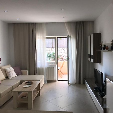 חוואר Apartments Jani מראה חיצוני תמונה