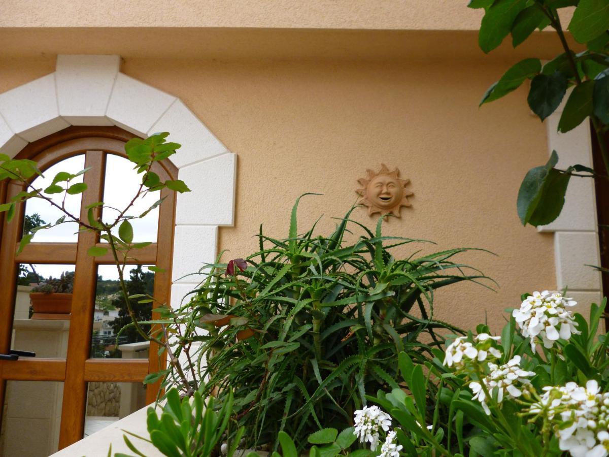 חוואר Apartments Jani מראה חיצוני תמונה