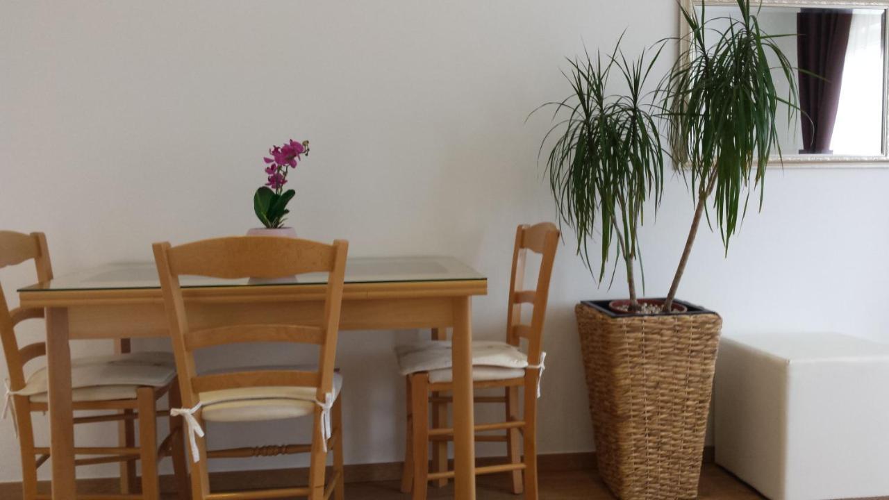חוואר Apartments Jani חדר תמונה